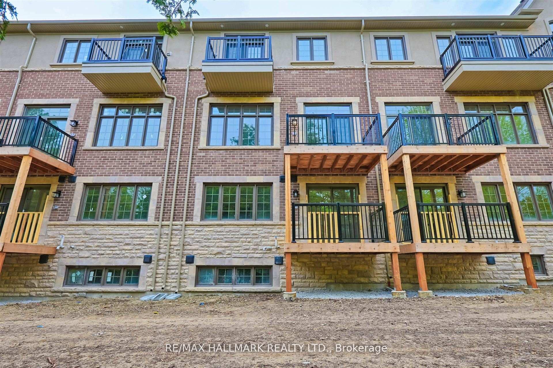 Photo 5 of 5 West Village Lane, Markham, Angus Glen — HOMEH