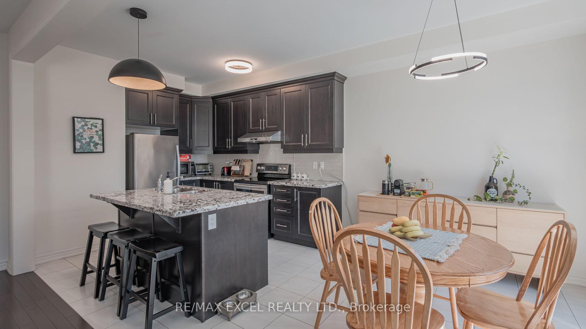 Photo 13 of 75 Chouinard Way, Aurora, Rural Aurora — HOMEH