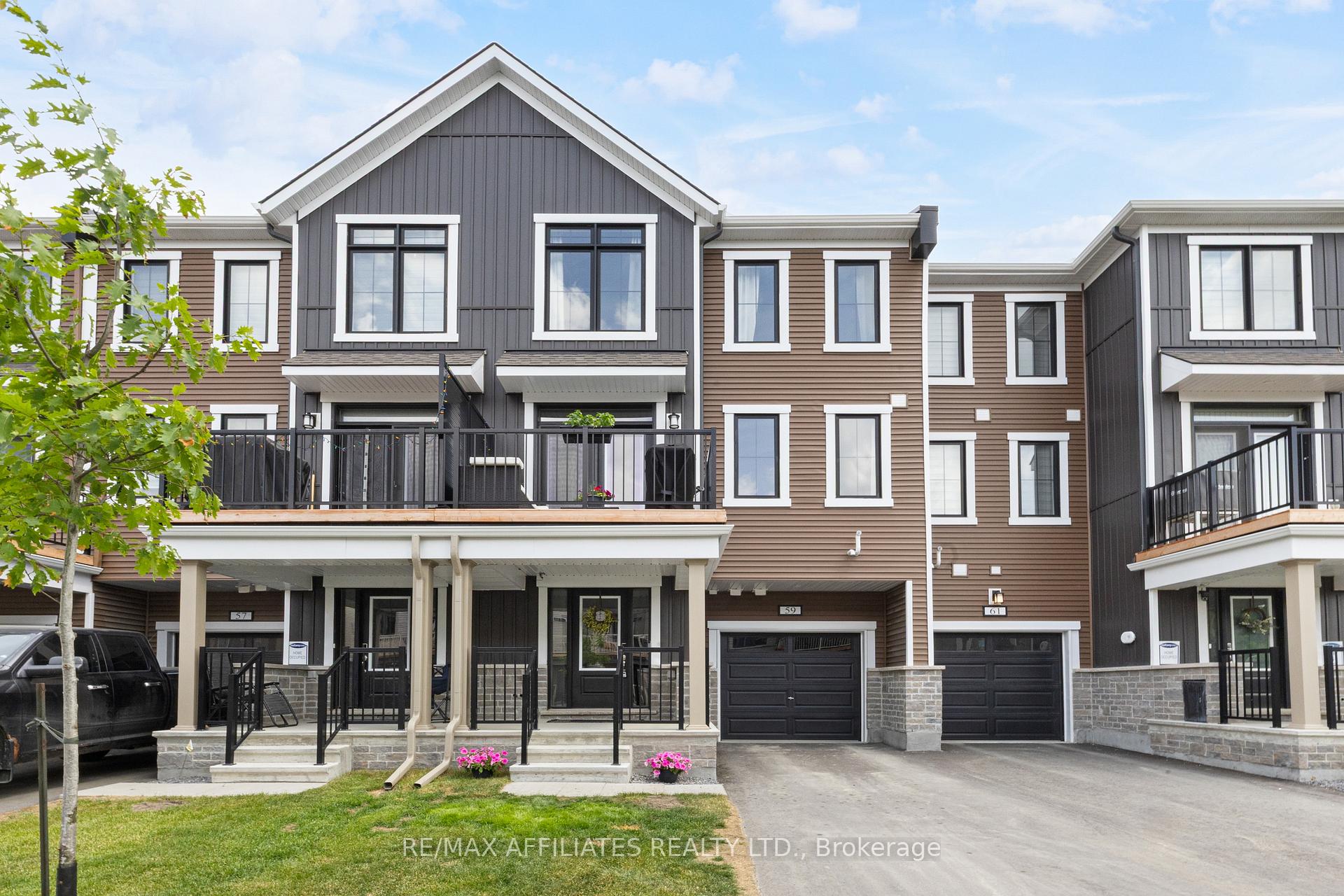 Photo 1 of 59 Stitch Mews, Ottawa, Goulbourn Twp From Franktown Rd/South To Rideau — HOMEH