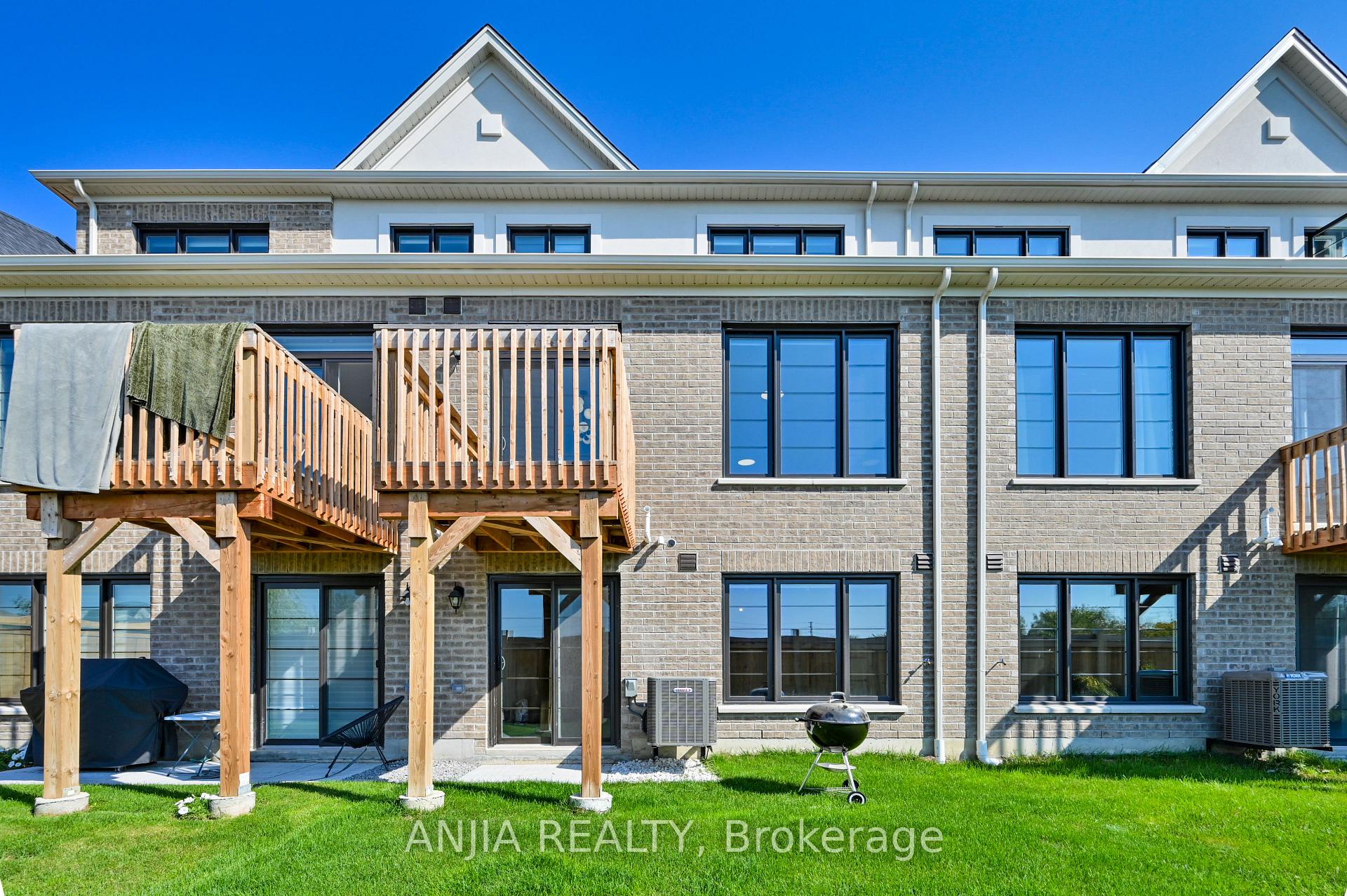 Photo 43 of 16 Velvet Drive, Whitby, Rural Whitby — HOMEH