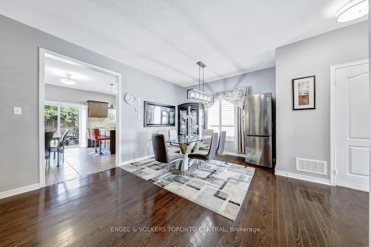 Photo 8 of 26 McPhail Avenue, Clarington, Bowmanville — HOMEH