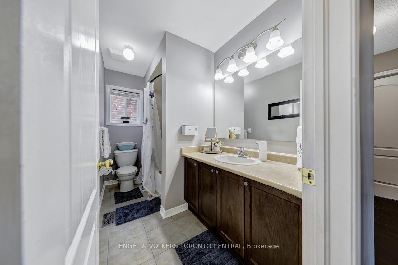 Photo 32 of 26 McPhail Avenue, Clarington, Bowmanville — HOMEH