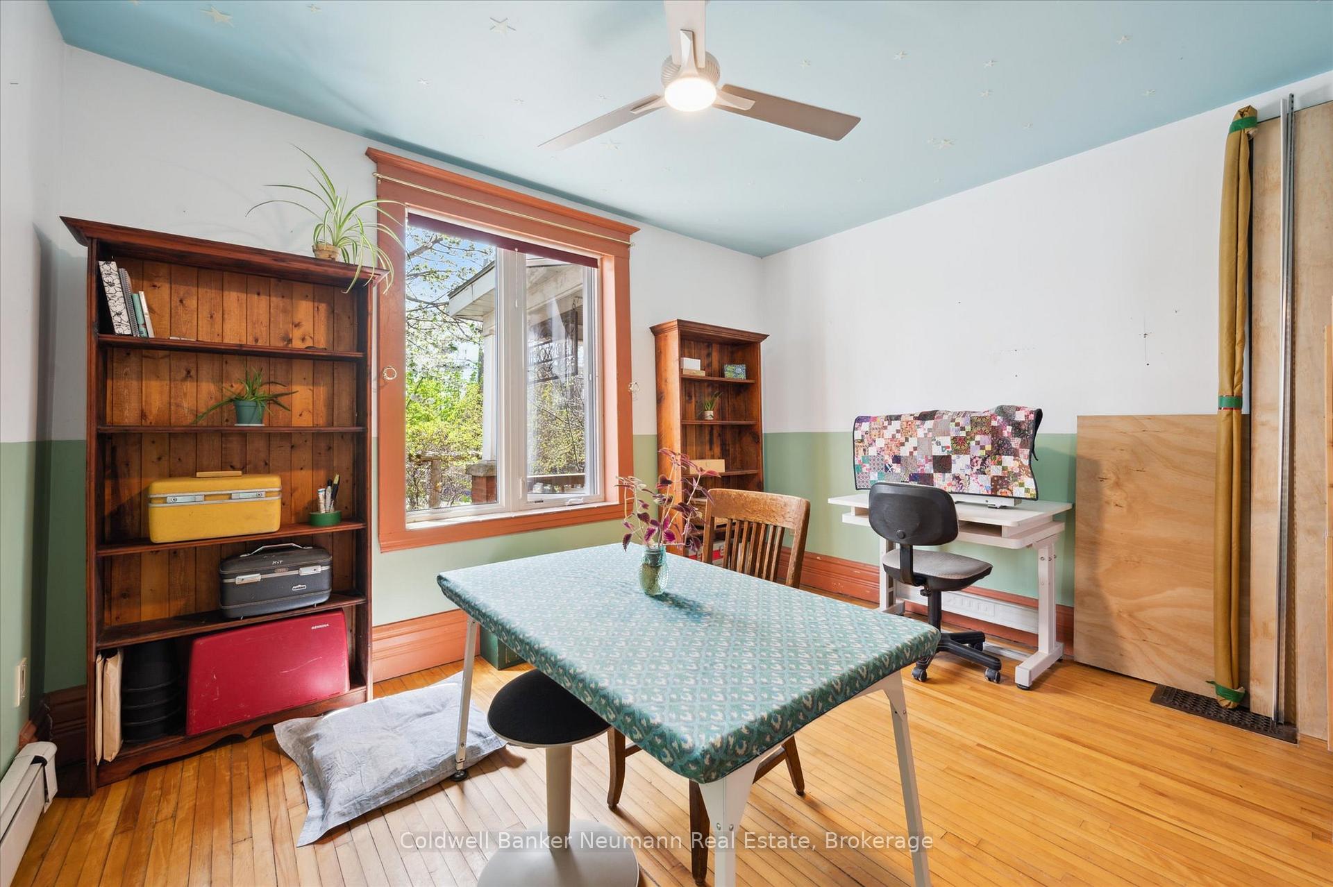 Photo 12 of 124 Surrey Street E, Guelph, Downtown — HOMEH