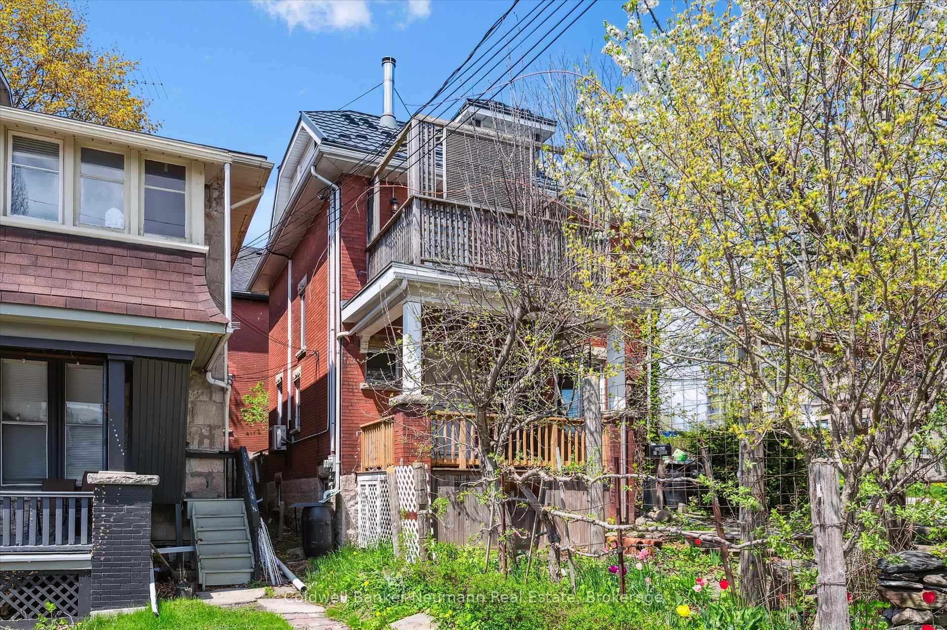Photo 27 of 124 Surrey Street E, Guelph, Downtown — HOMEH