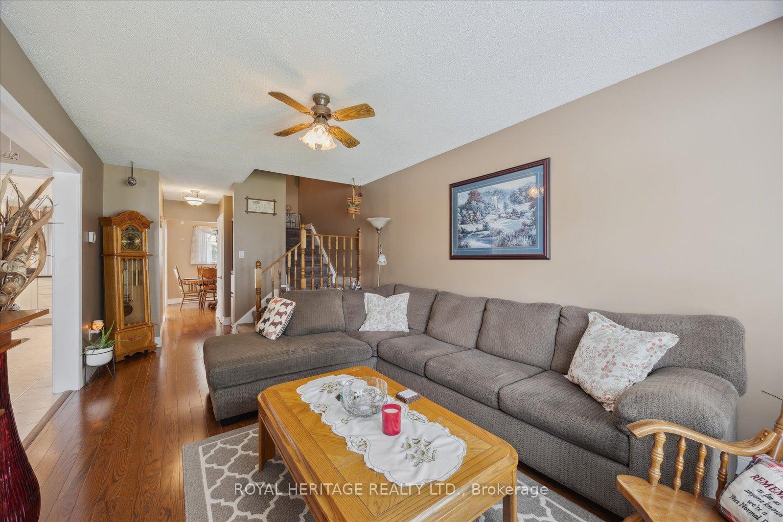 Photo 8 of 947 Harding Street, Whitby, Downtown Whitby — HOMEH