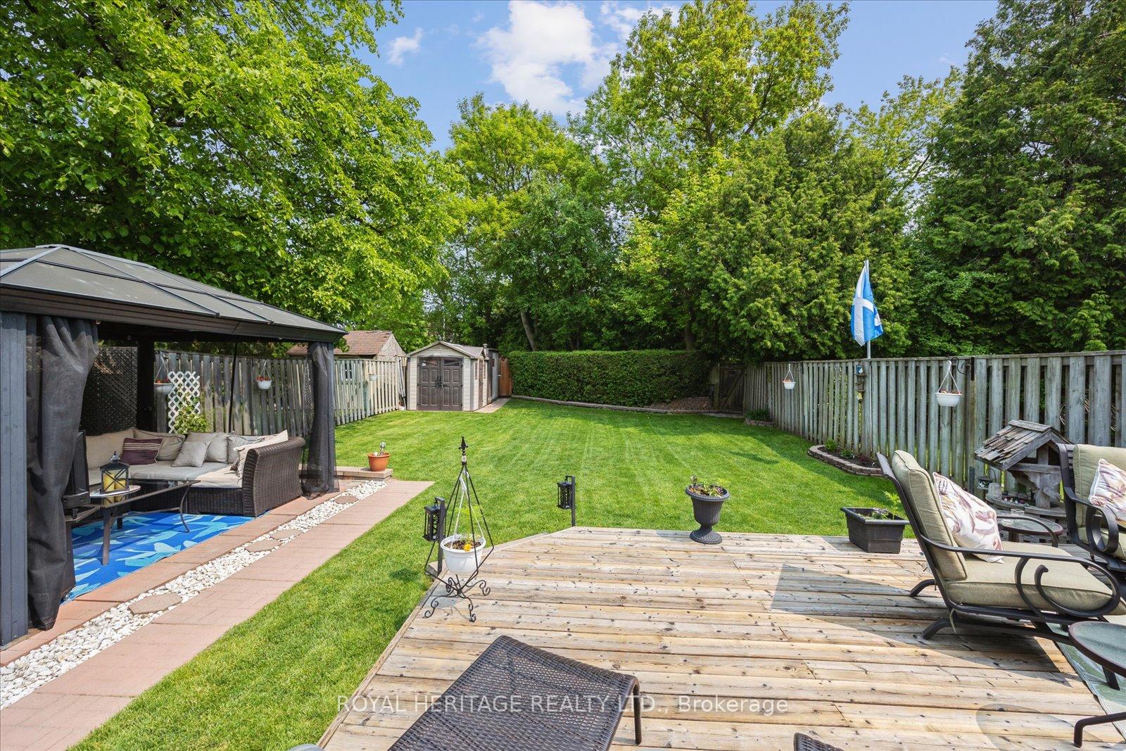 Photo 27 of 947 Harding Street, Whitby, Downtown Whitby — HOMEH