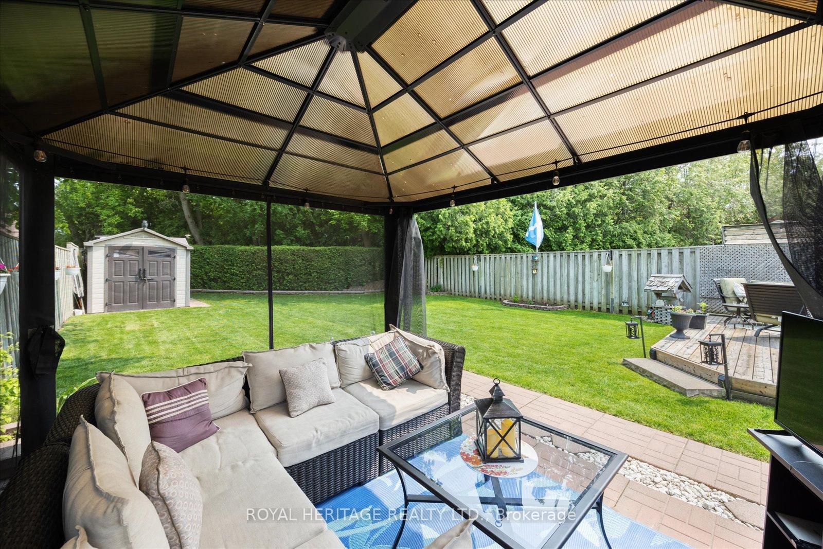 Photo 31 of 947 Harding Street, Whitby, Downtown Whitby — HOMEH