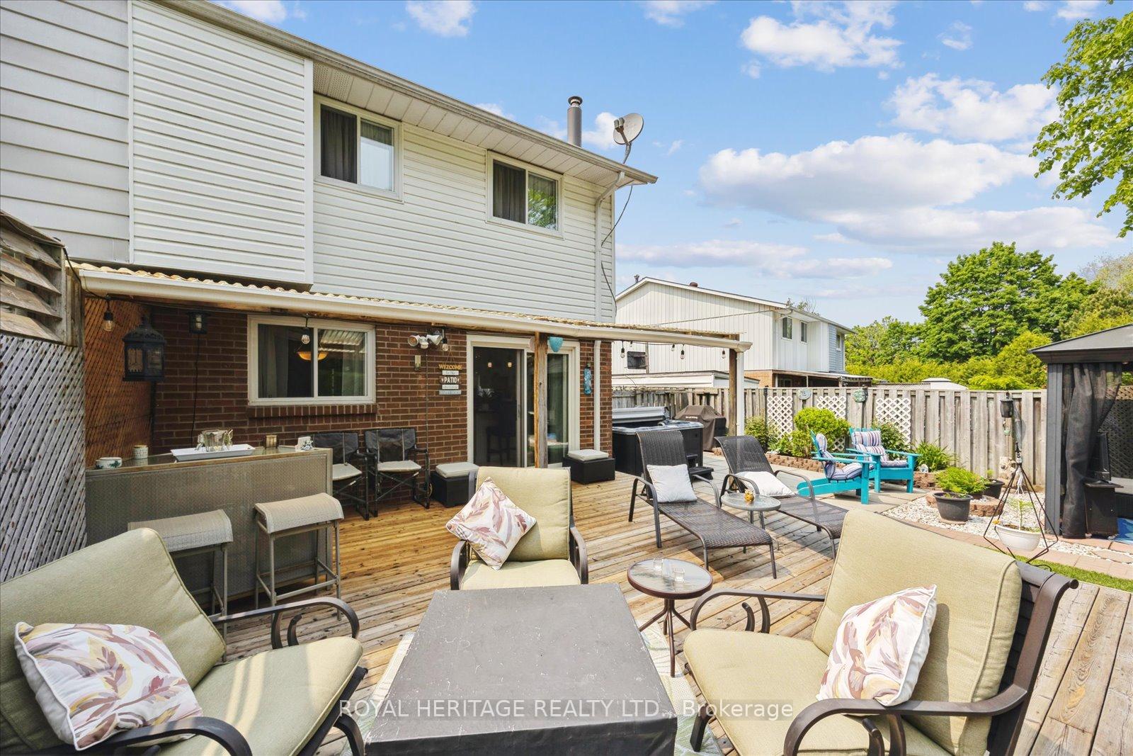 Photo 37 of 947 Harding Street, Whitby, Downtown Whitby — HOMEH