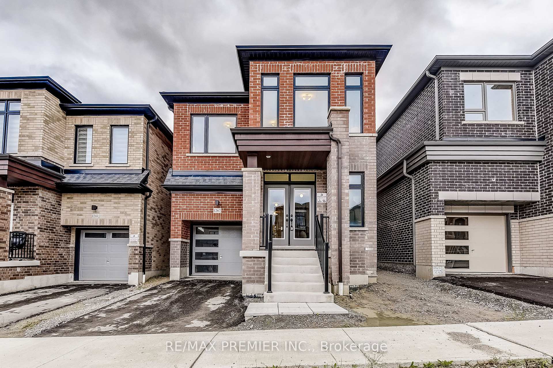 Photo 1 of 1267 Talisman Manor, Pickering, Rural Pickering — HOMEH