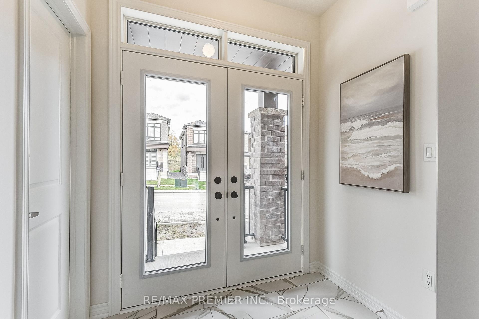 Photo 3 of 1267 Talisman Manor, Pickering, Rural Pickering — HOMEH
