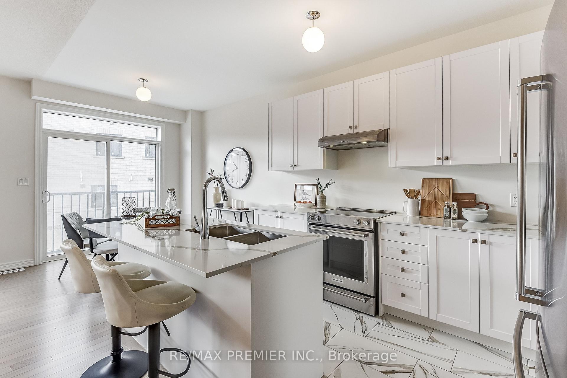 Photo 8 of 1267 Talisman Manor, Pickering, Rural Pickering — HOMEH