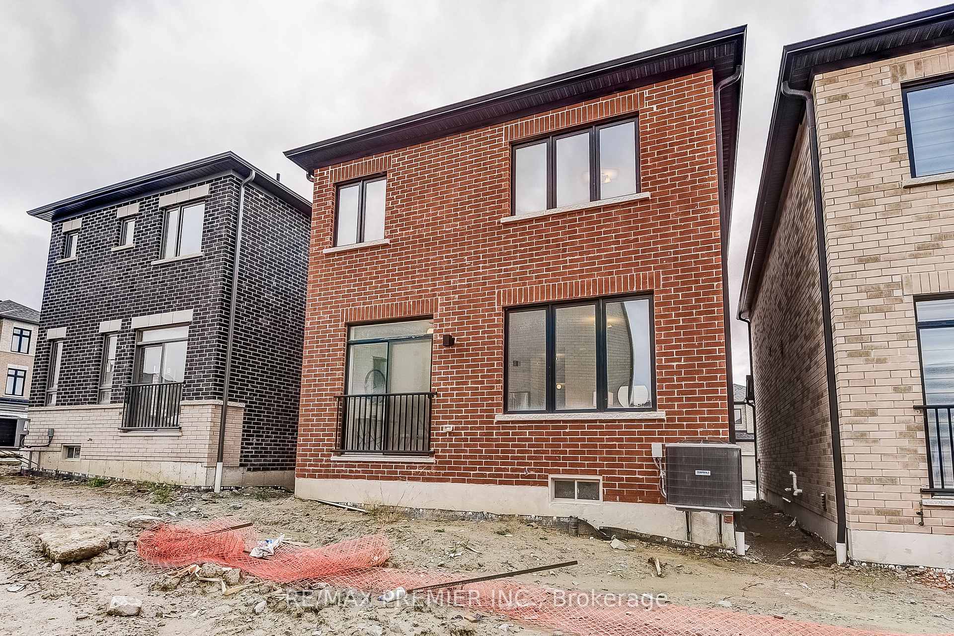 Photo 36 of 1267 Talisman Manor, Pickering, Rural Pickering — HOMEH