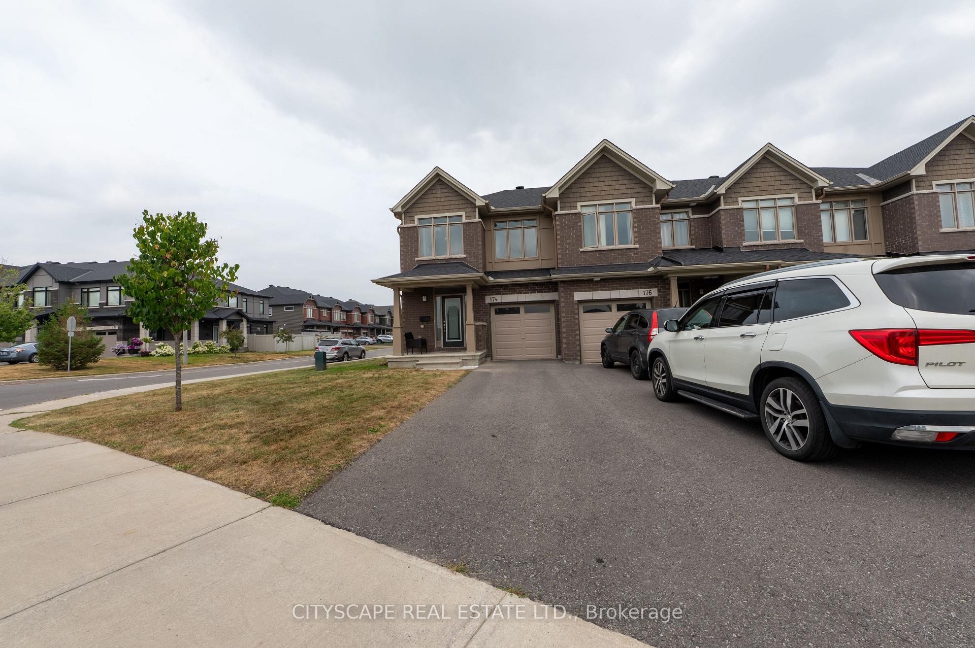 Photo 2 of 174 Joshua Street, Ottawa, Mer Bleue/Bradley Estates/Anderson Park — HOMEH