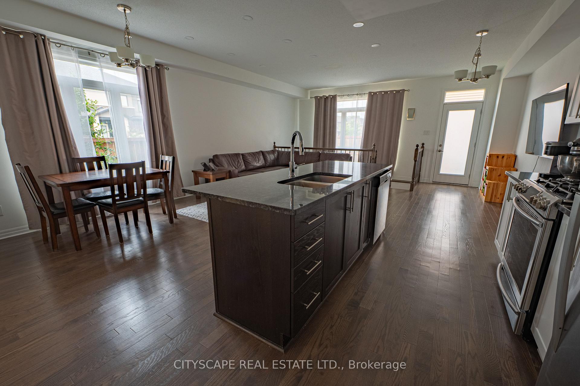 Photo 17 of 174 Joshua Street, Ottawa, Mer Bleue/Bradley Estates/Anderson Park — HOMEH