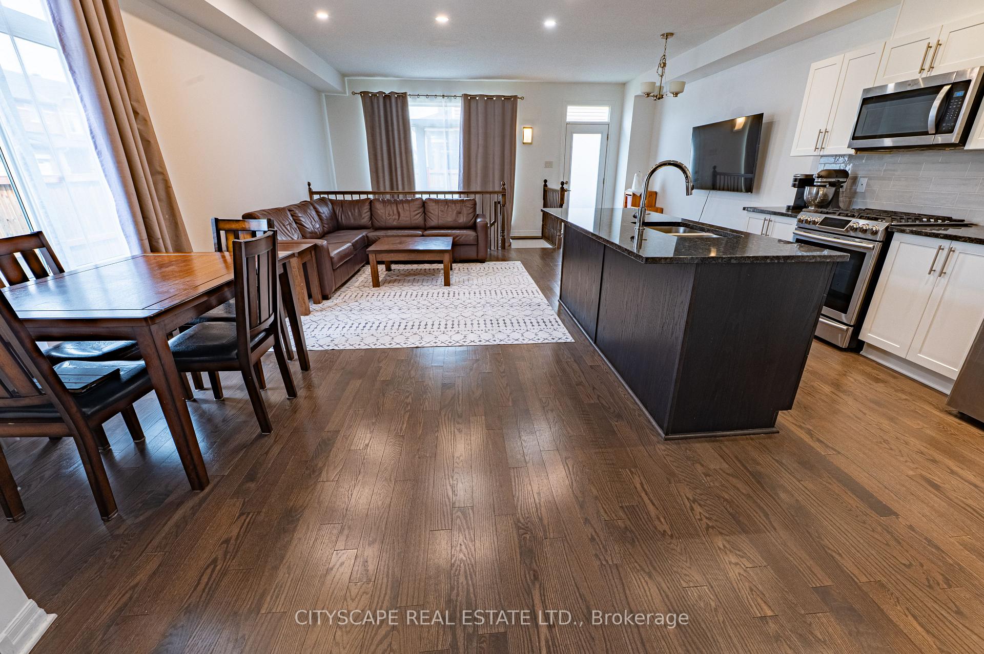 Photo 13 of 174 Joshua Street, Ottawa, Mer Bleue/Bradley Estates/Anderson Park — HOMEH