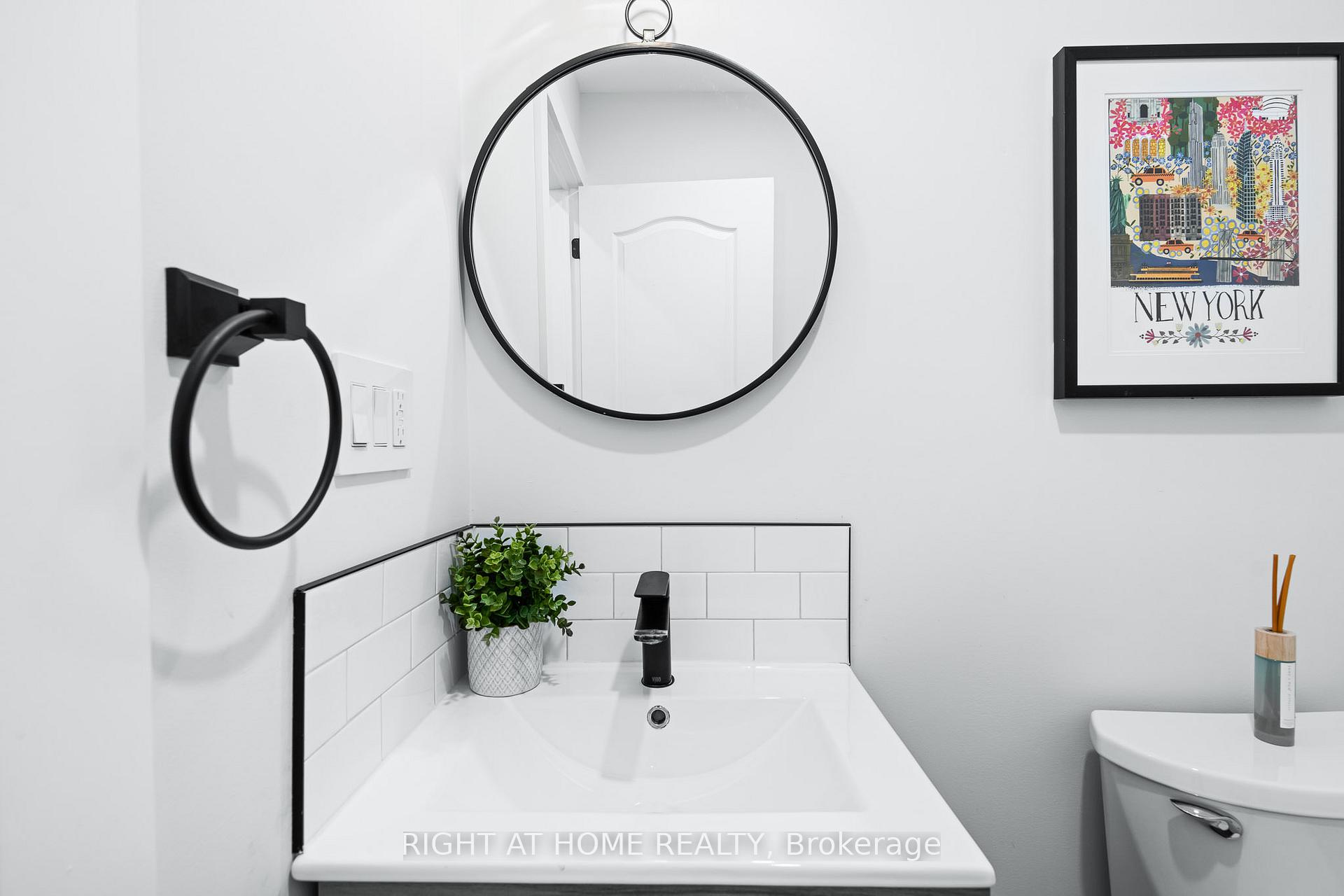 Photo 34 of Unit 13, 8777 Dufferin Street, Vaughan, Patterson — HOMEH