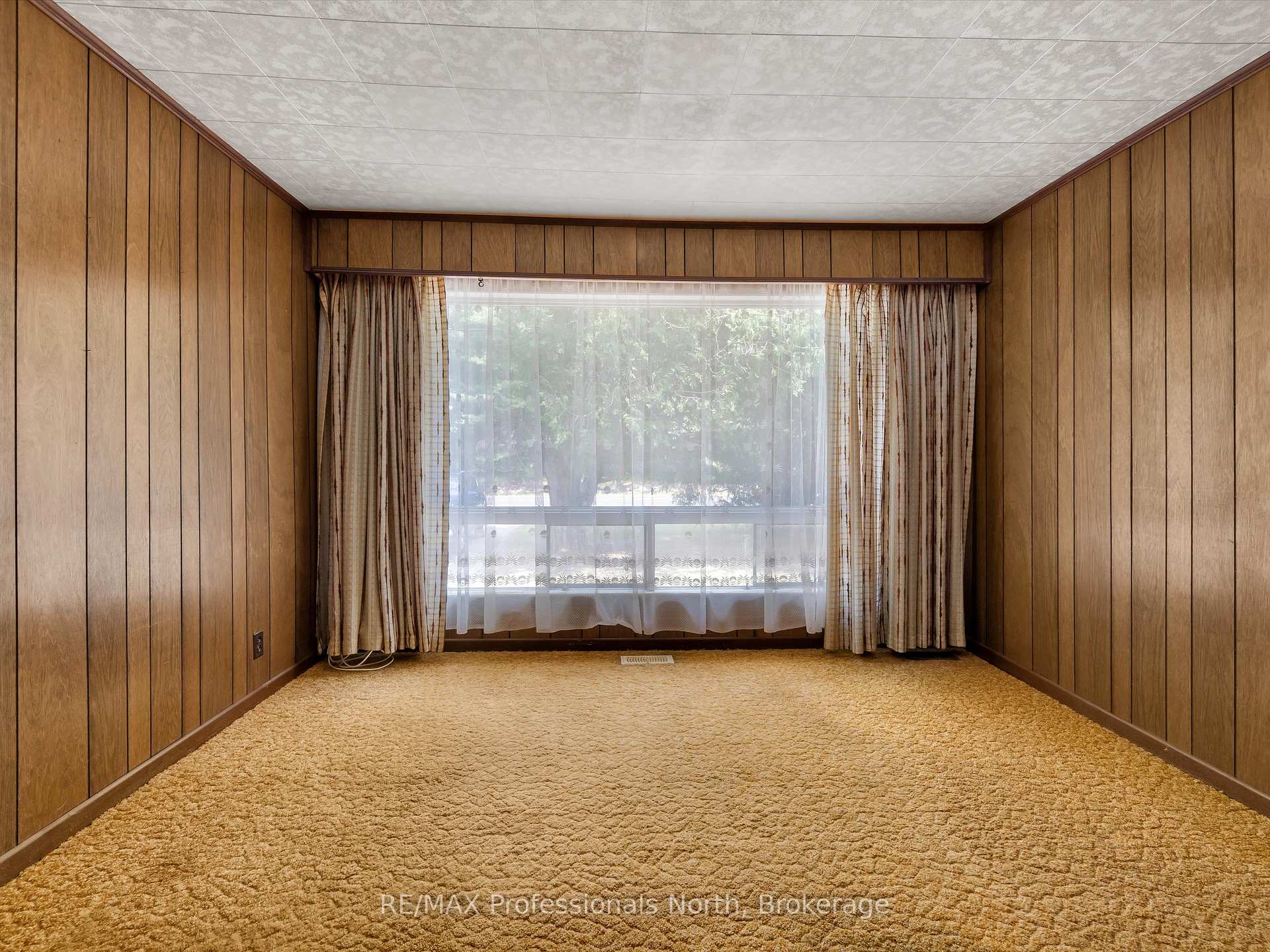 Photo 7 of 1716 Gravenhurst Parkway, Gravenhurst, Muskoka (S) — HOMEH