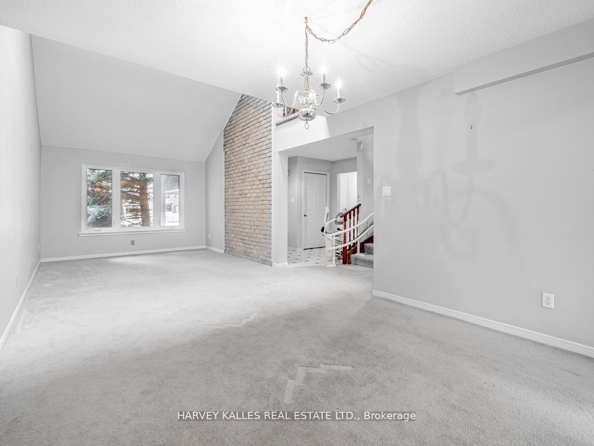 Photo 34 of 18 Finlayson Court W, Vaughan, Brownridge — HOMEH