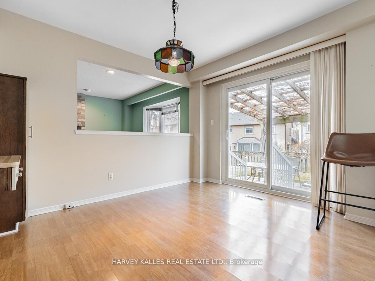 Photo 9 of 18 Finlayson Court W, Vaughan, Brownridge — HOMEH
