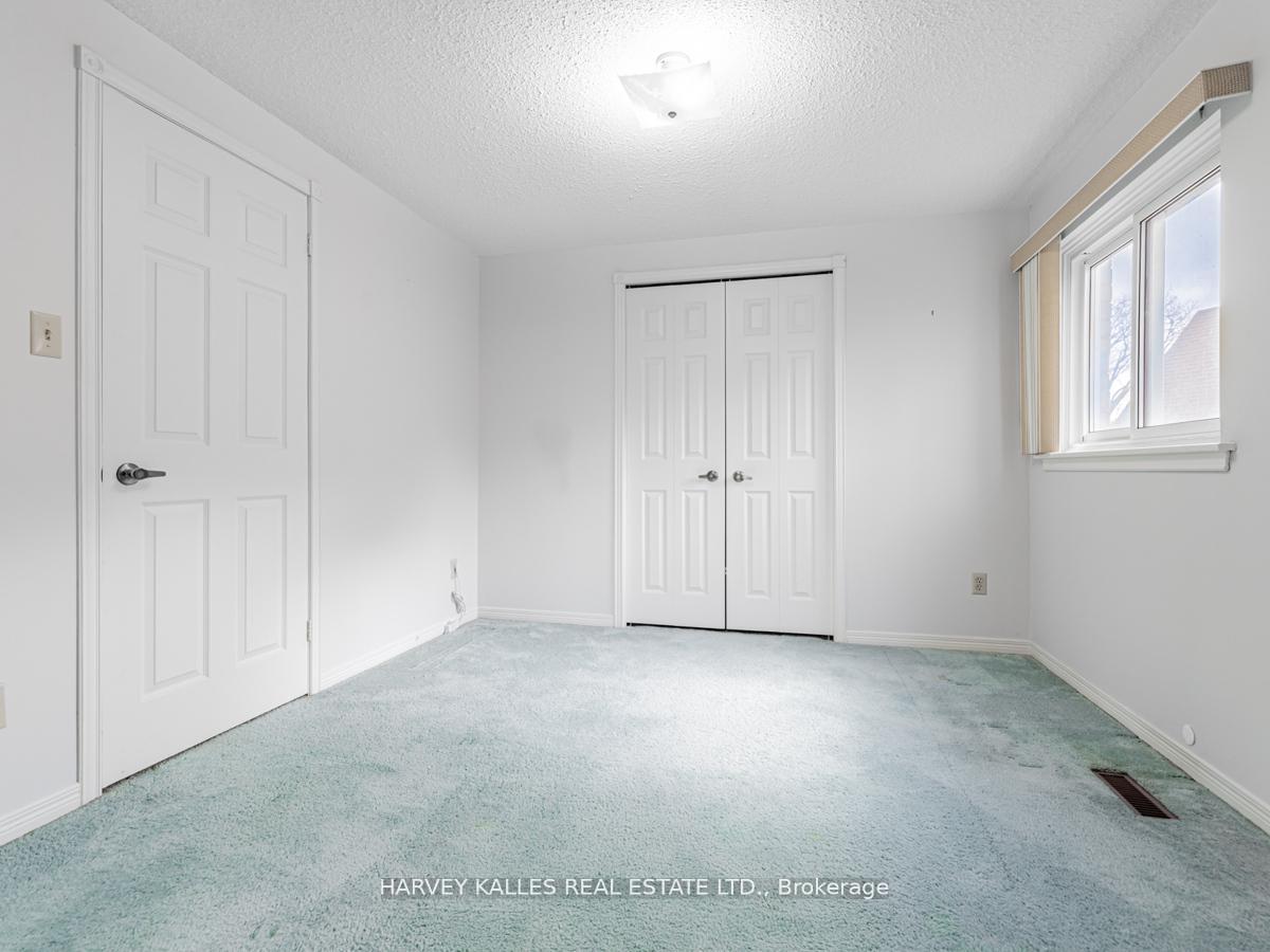 Photo 22 of 18 Finlayson Court W, Vaughan, Brownridge — HOMEH