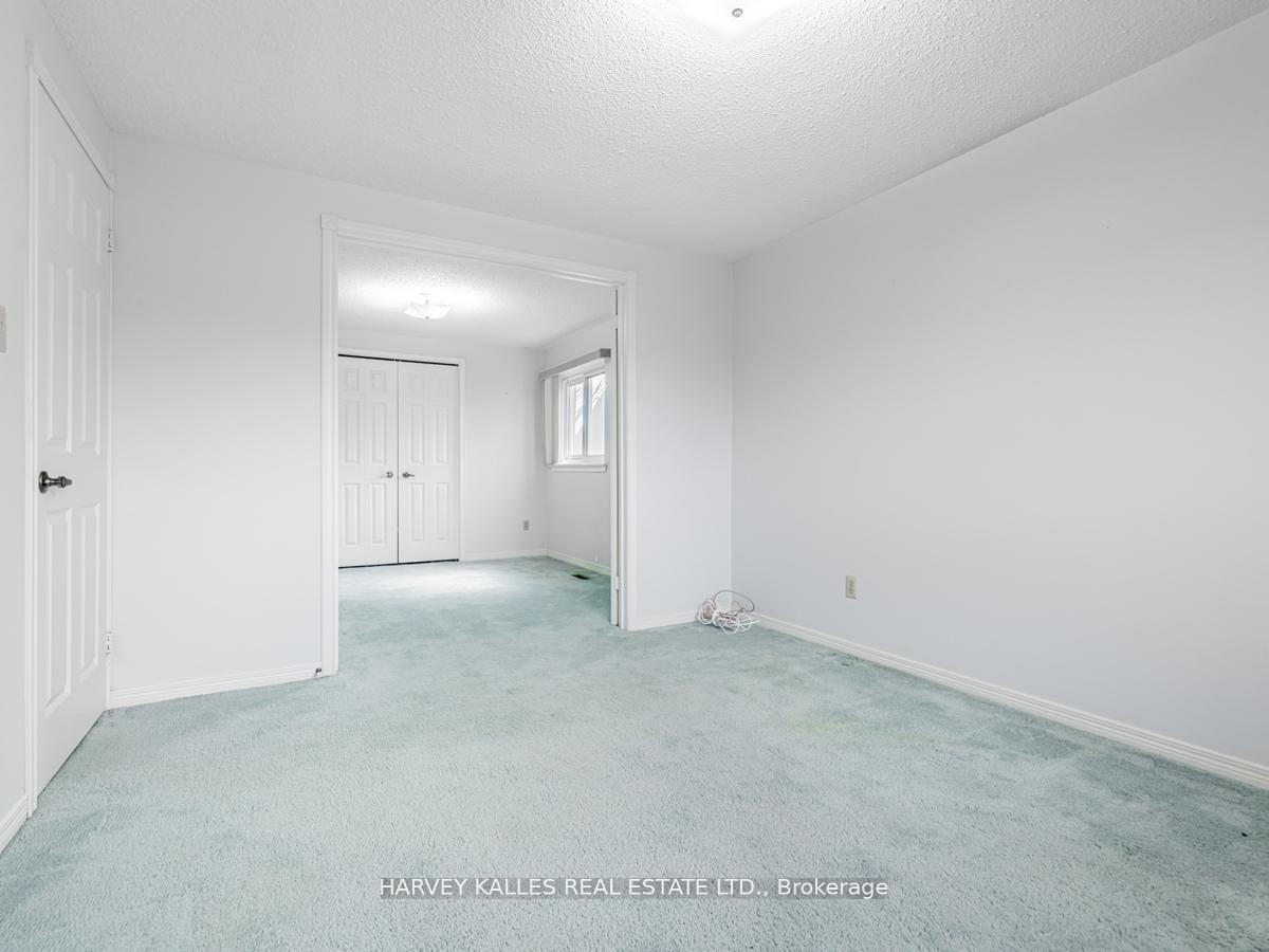 Photo 31 of 18 Finlayson Court W, Vaughan, Brownridge — HOMEH