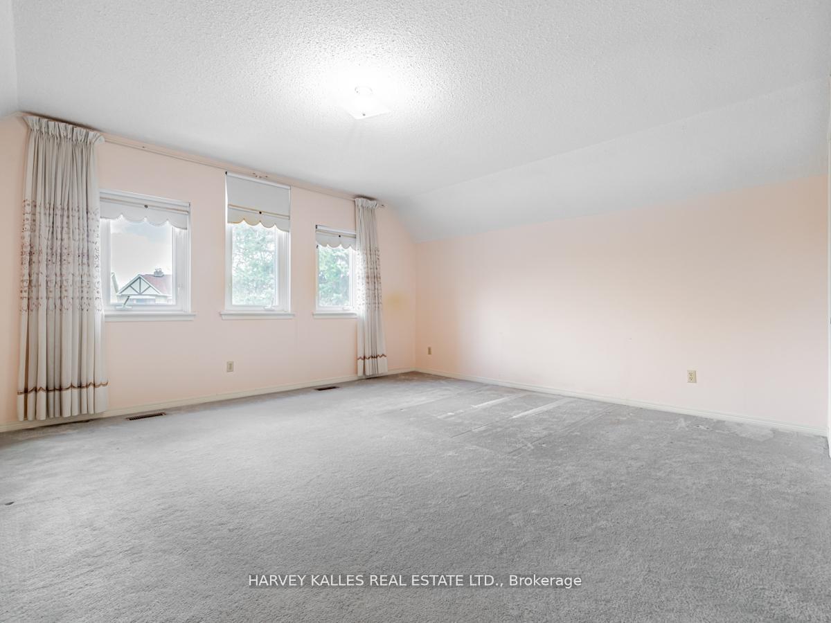Photo 24 of 18 Finlayson Court W, Vaughan, Brownridge — HOMEH