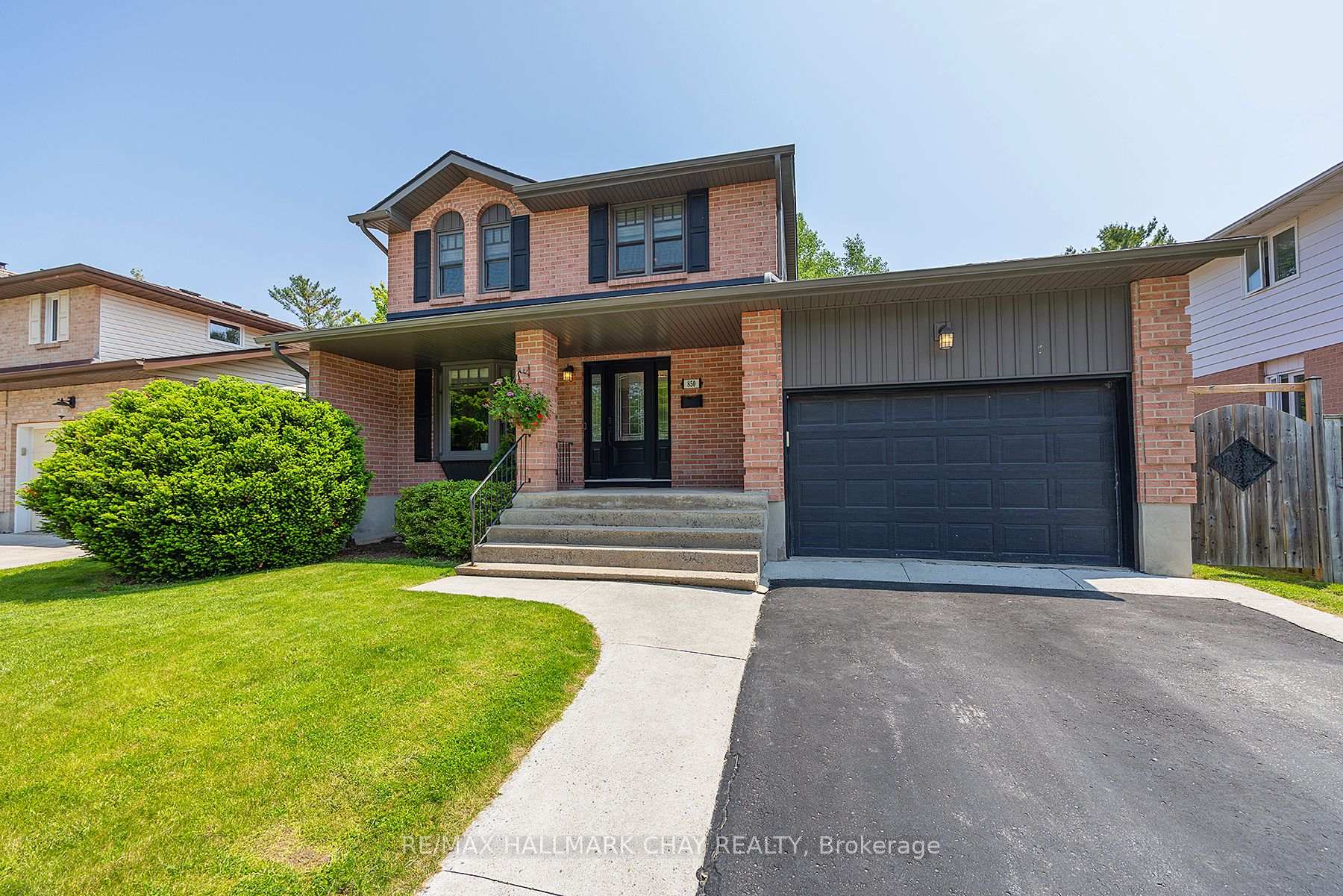 Photo 8 of 850 Rowantree Crescent, Kingston, North of Taylor-Kidd Blvd — HOMEH