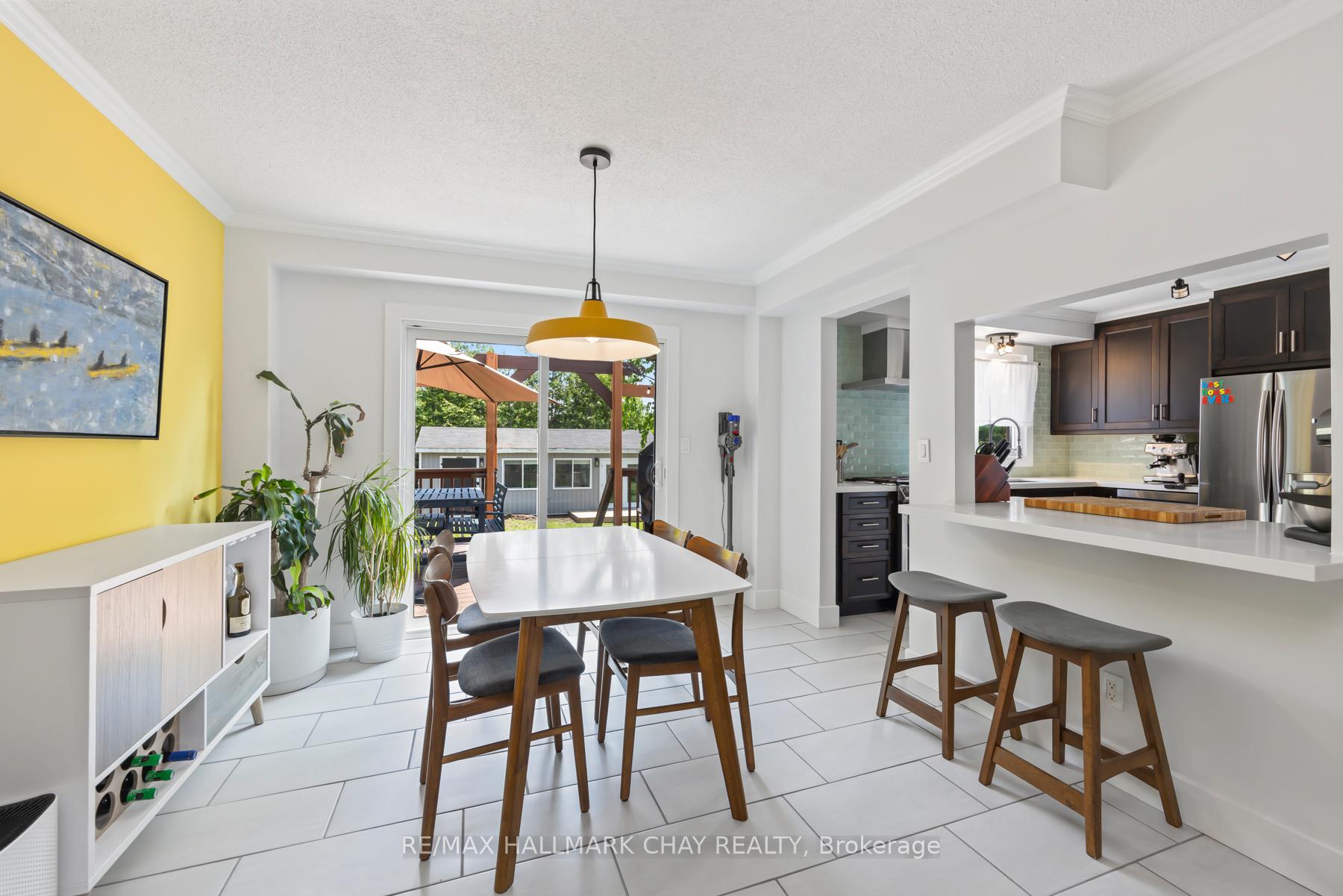 Photo 15 of 850 Rowantree Crescent, Kingston, North of Taylor-Kidd Blvd — HOMEH