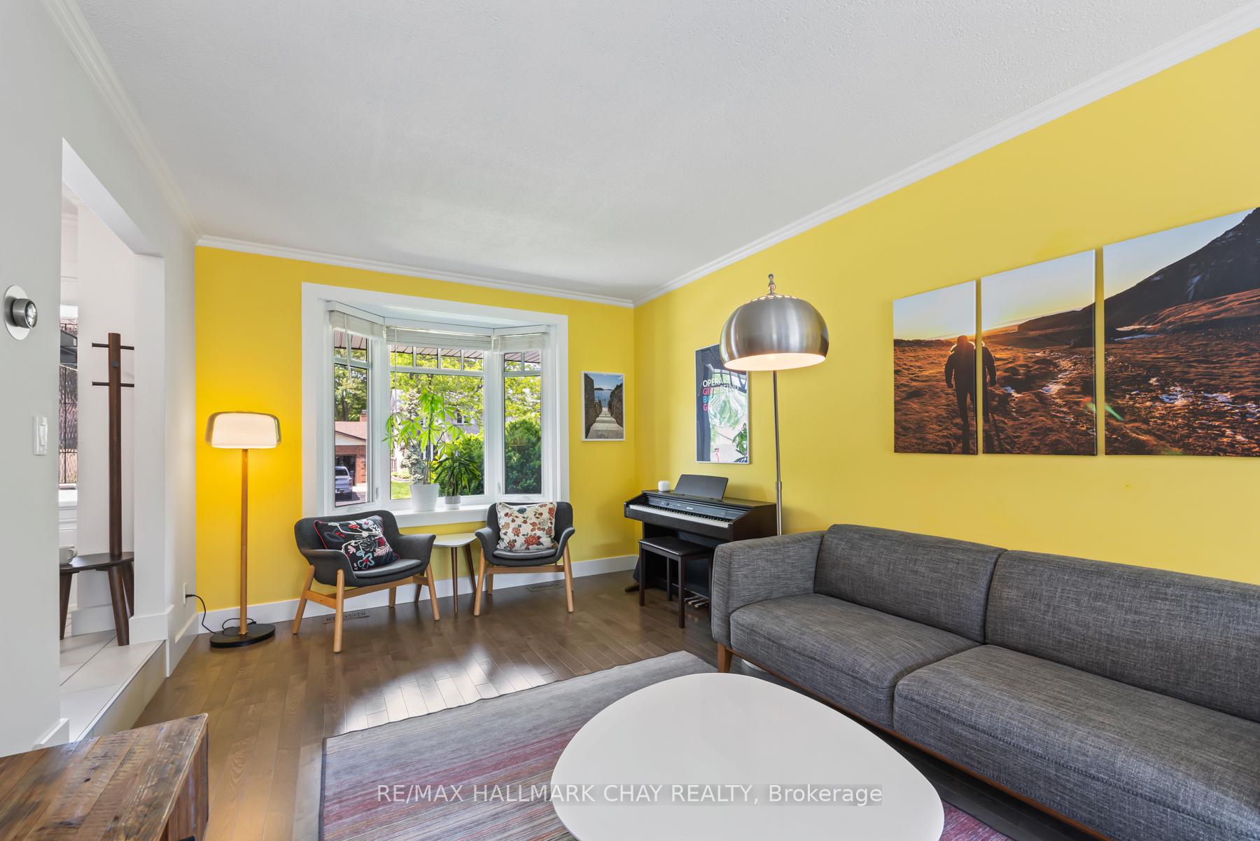 Photo 18 of 850 Rowantree Crescent, Kingston, North of Taylor-Kidd Blvd — HOMEH