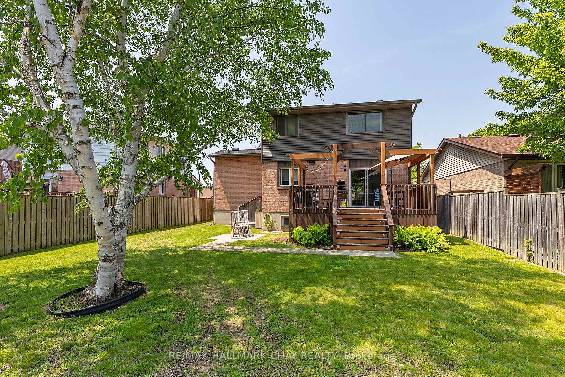 Photo 16 of 850 Rowantree Crescent, Kingston, North of Taylor-Kidd Blvd — HOMEH