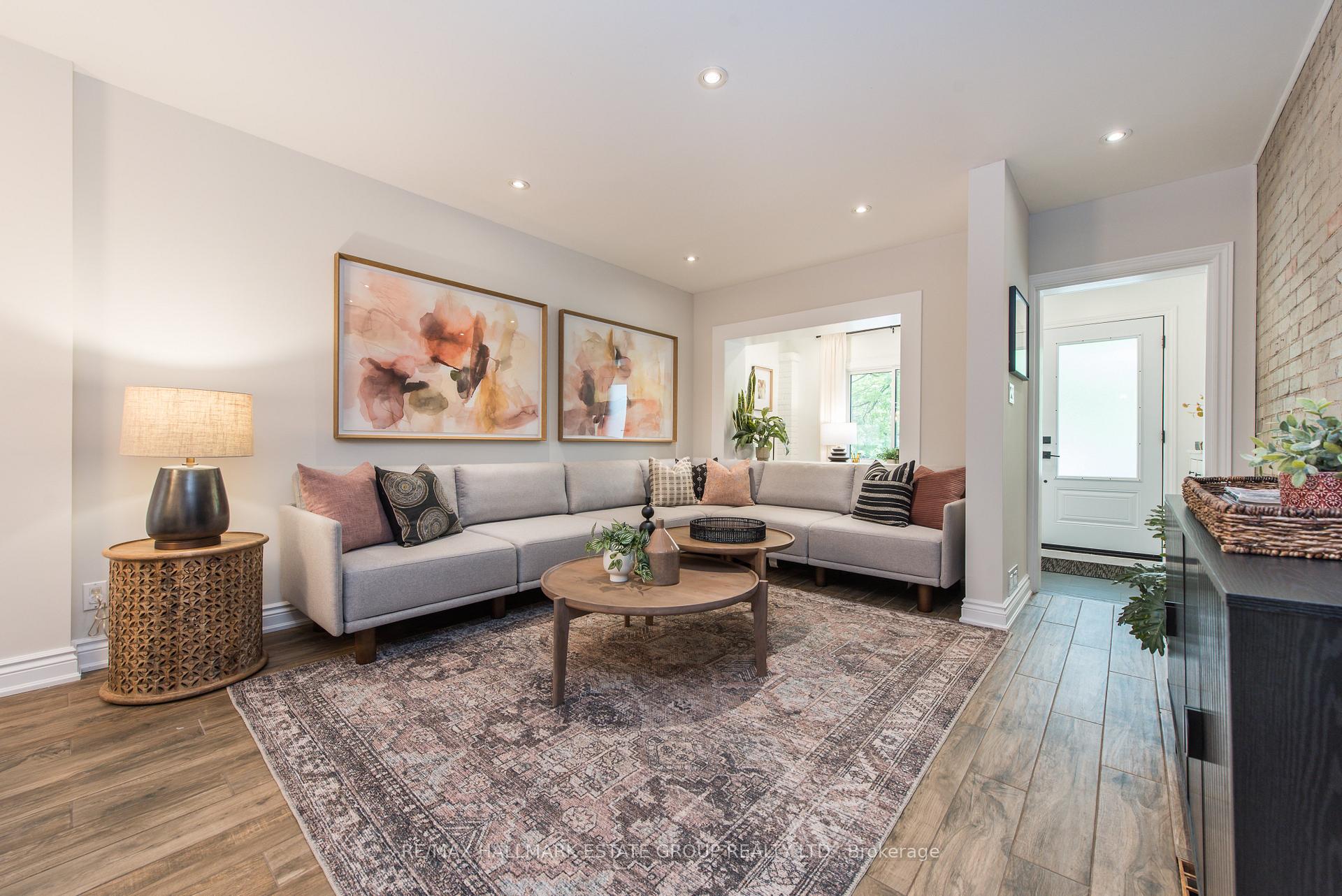 Photo 19 of 56 Oakcrest Avenue, Toronto, East End-Danforth — HOMEH