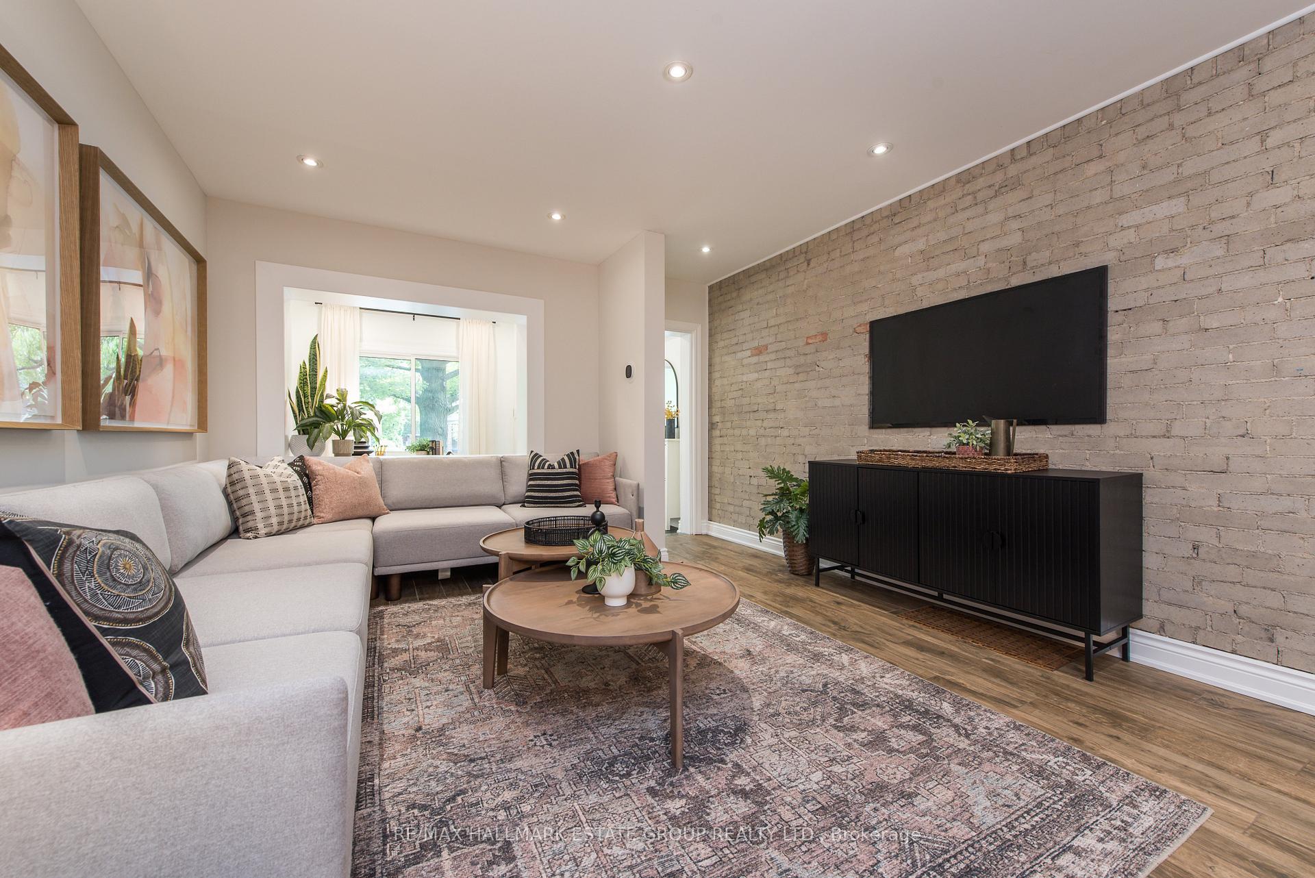 Photo 20 of 56 Oakcrest Avenue, Toronto, East End-Danforth — HOMEH