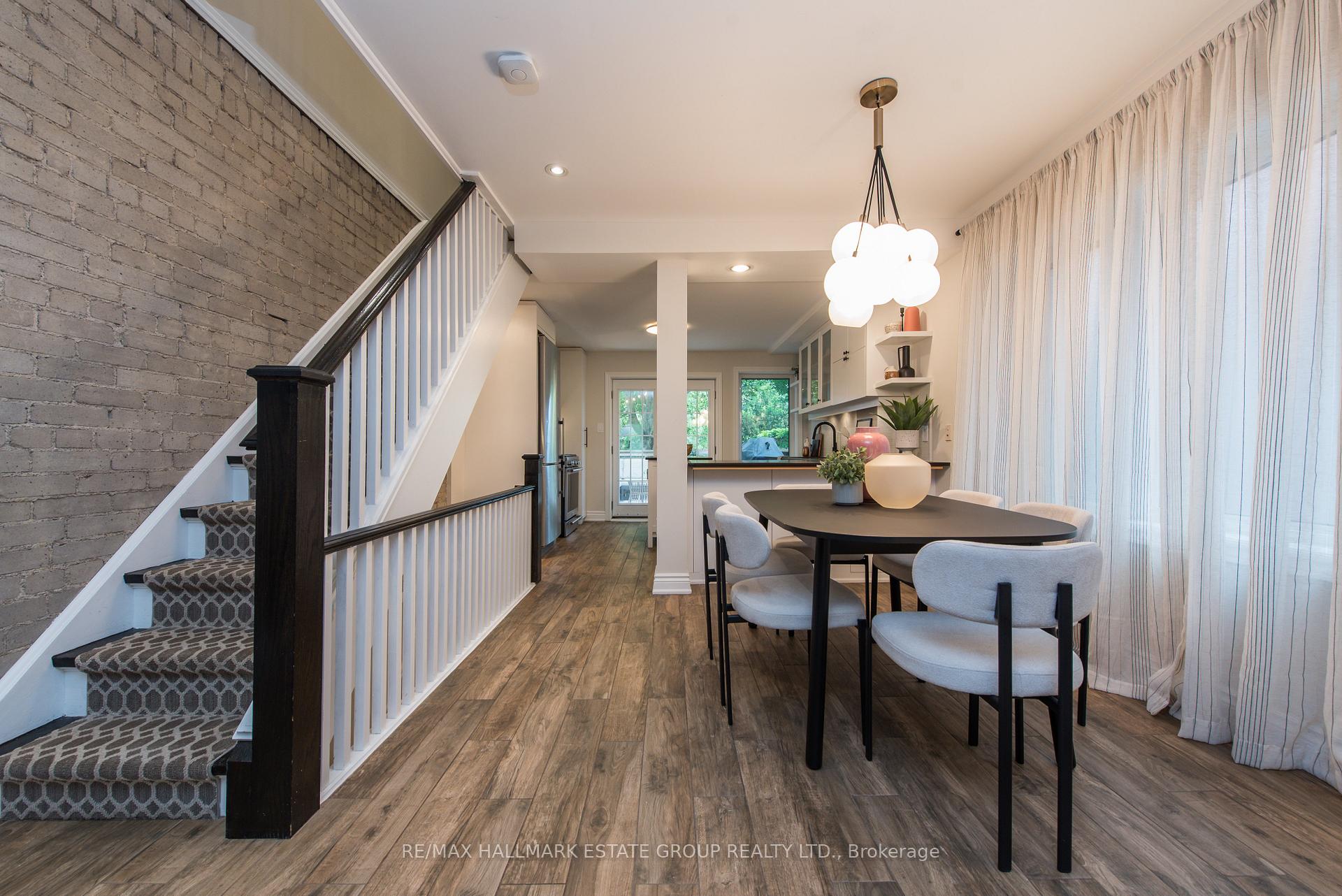 Photo 4 of 56 Oakcrest Avenue, Toronto, East End-Danforth — HOMEH