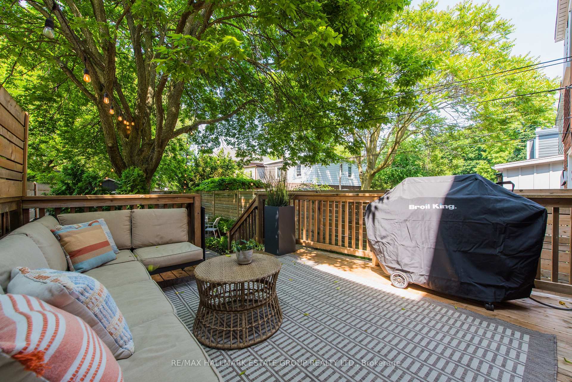 Photo 16 of 56 Oakcrest Avenue, Toronto, East End-Danforth — HOMEH