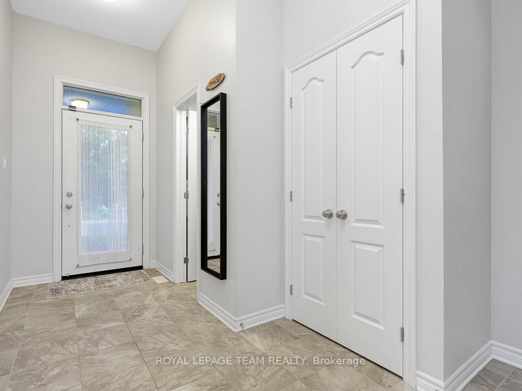 Photo 2 of 399 Warmstone Drive, Ottawa, Stittsville (North) — HOMEH
