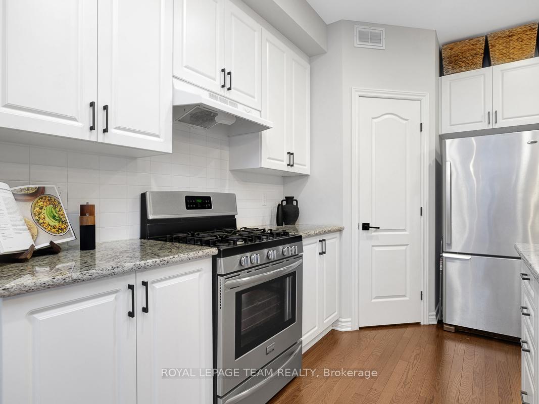 Photo 15 of 399 Warmstone Drive, Ottawa, Stittsville (North) — HOMEH