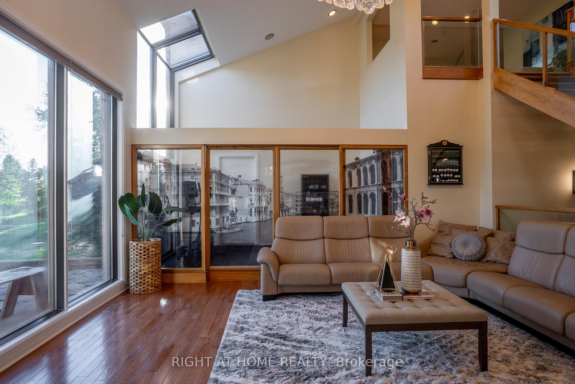 Photo 9 of 5 Burnt Tree Court, Ottawa, Cedar Hill/Orchard Estates — HOMEH