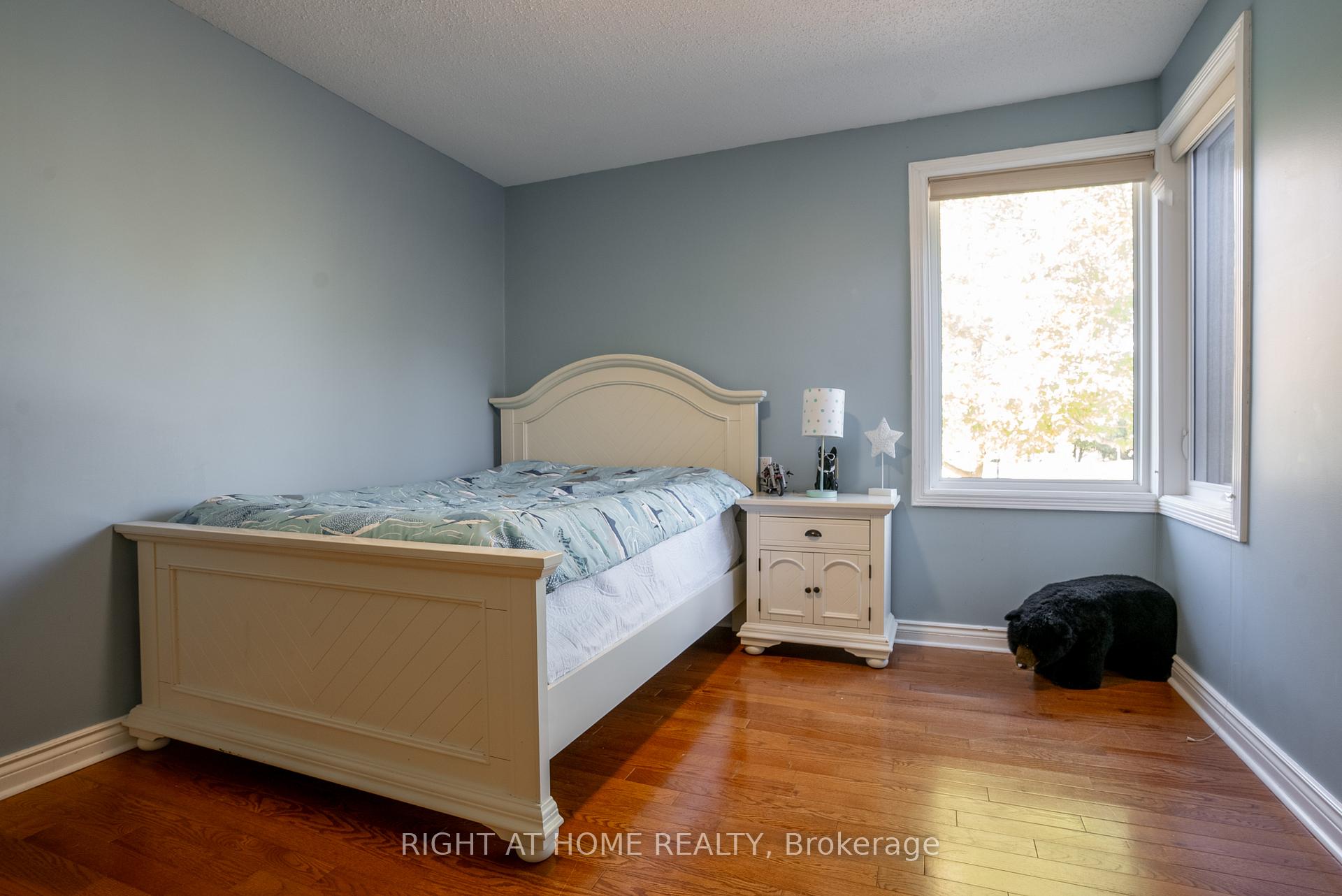 Photo 16 of 5 Burnt Tree Court, Ottawa, Cedar Hill/Orchard Estates — HOMEH