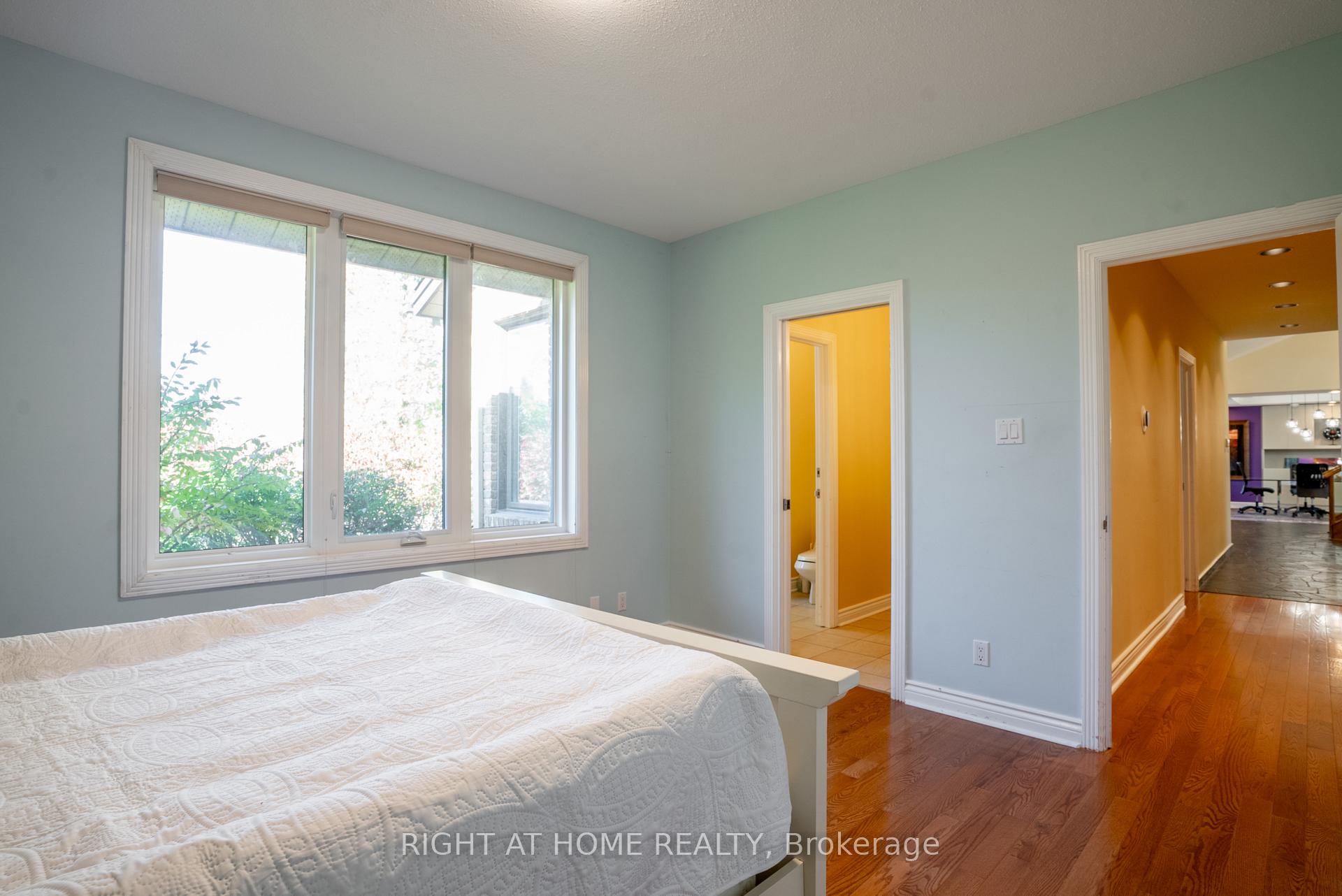 Photo 42 of 5 Burnt Tree Court, Ottawa, Cedar Hill/Orchard Estates — HOMEH