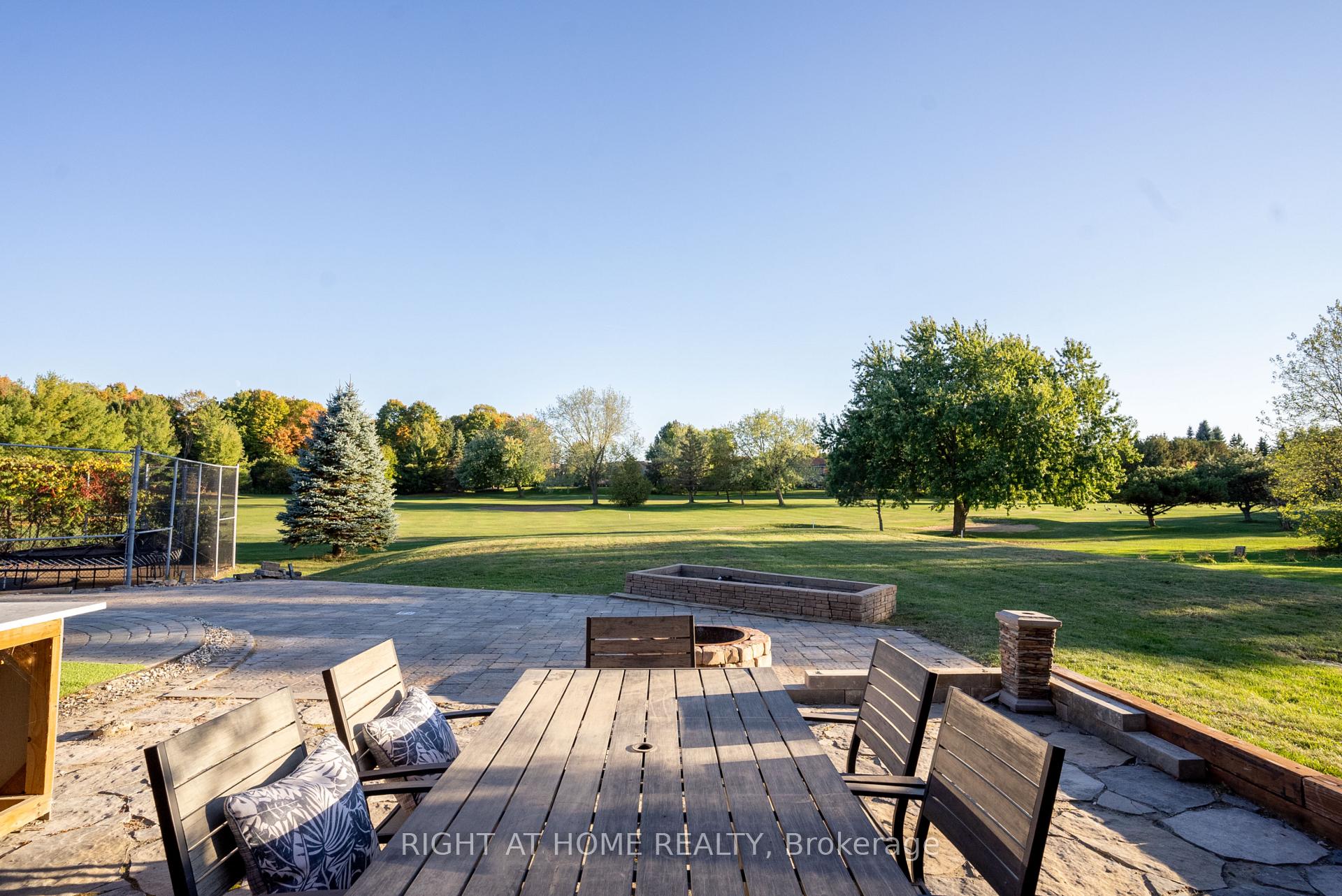 Photo 49 of 5 Burnt Tree Court, Ottawa, Cedar Hill/Orchard Estates — HOMEH