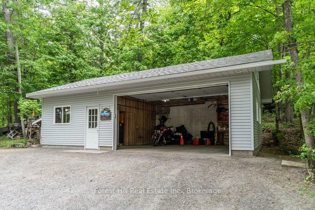 Photo 12 of 1131 Buckslide Road, Algonquin Highlands, Stanhope — HOMEH