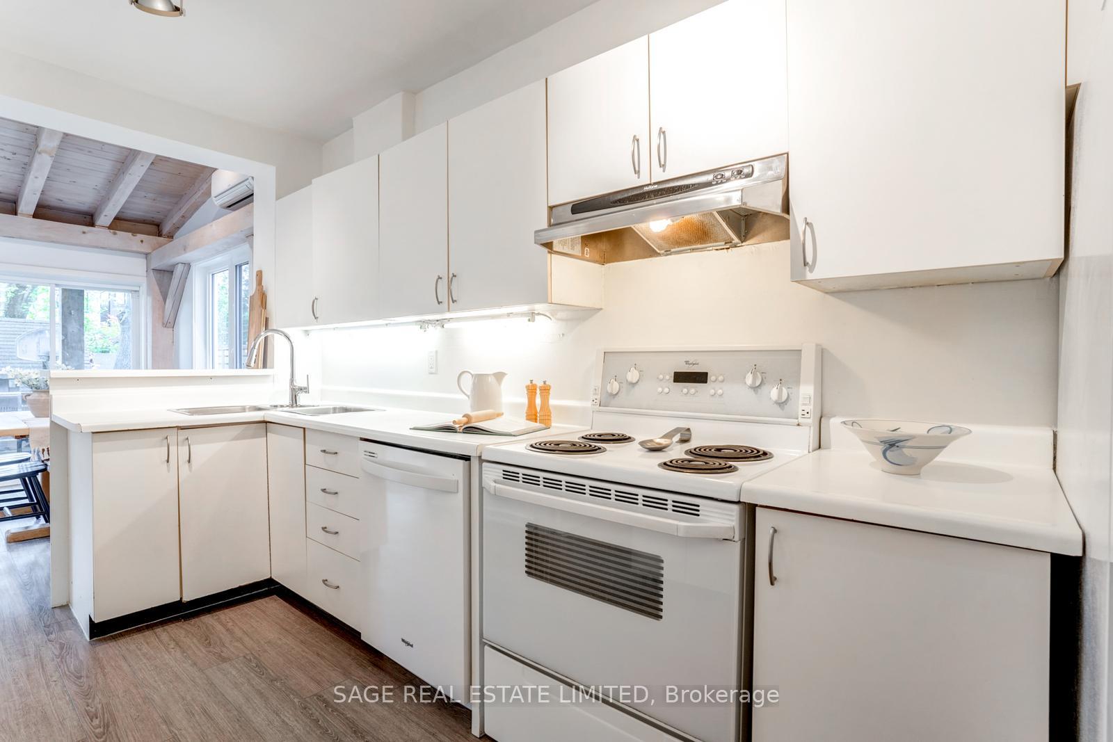 Photo 25 of 49 Melrose Avenue, Toronto, Lawrence Park North — HOMEH