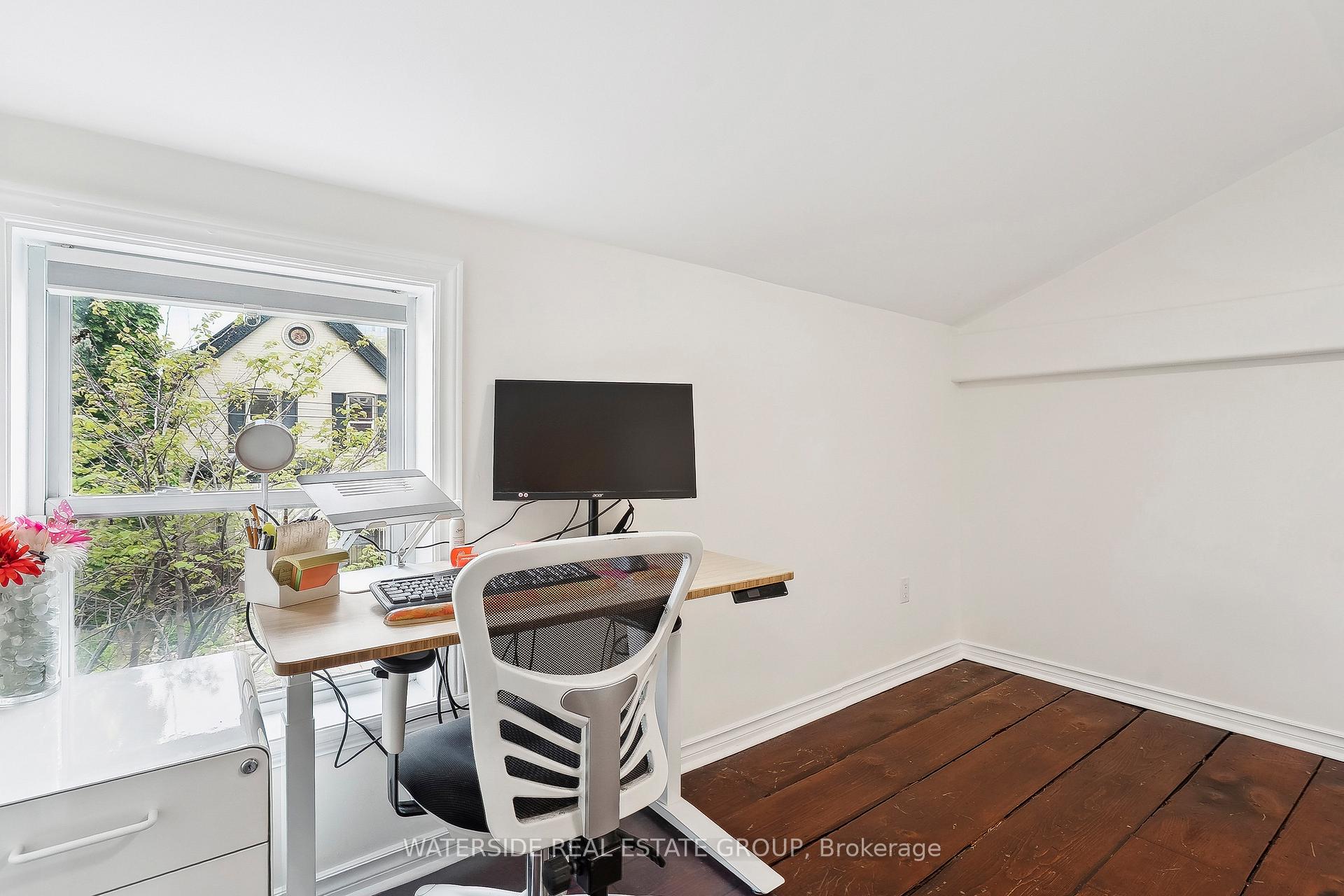 Photo 14 of 75 Ray Street N, Hamilton, Strathcona — HOMEH