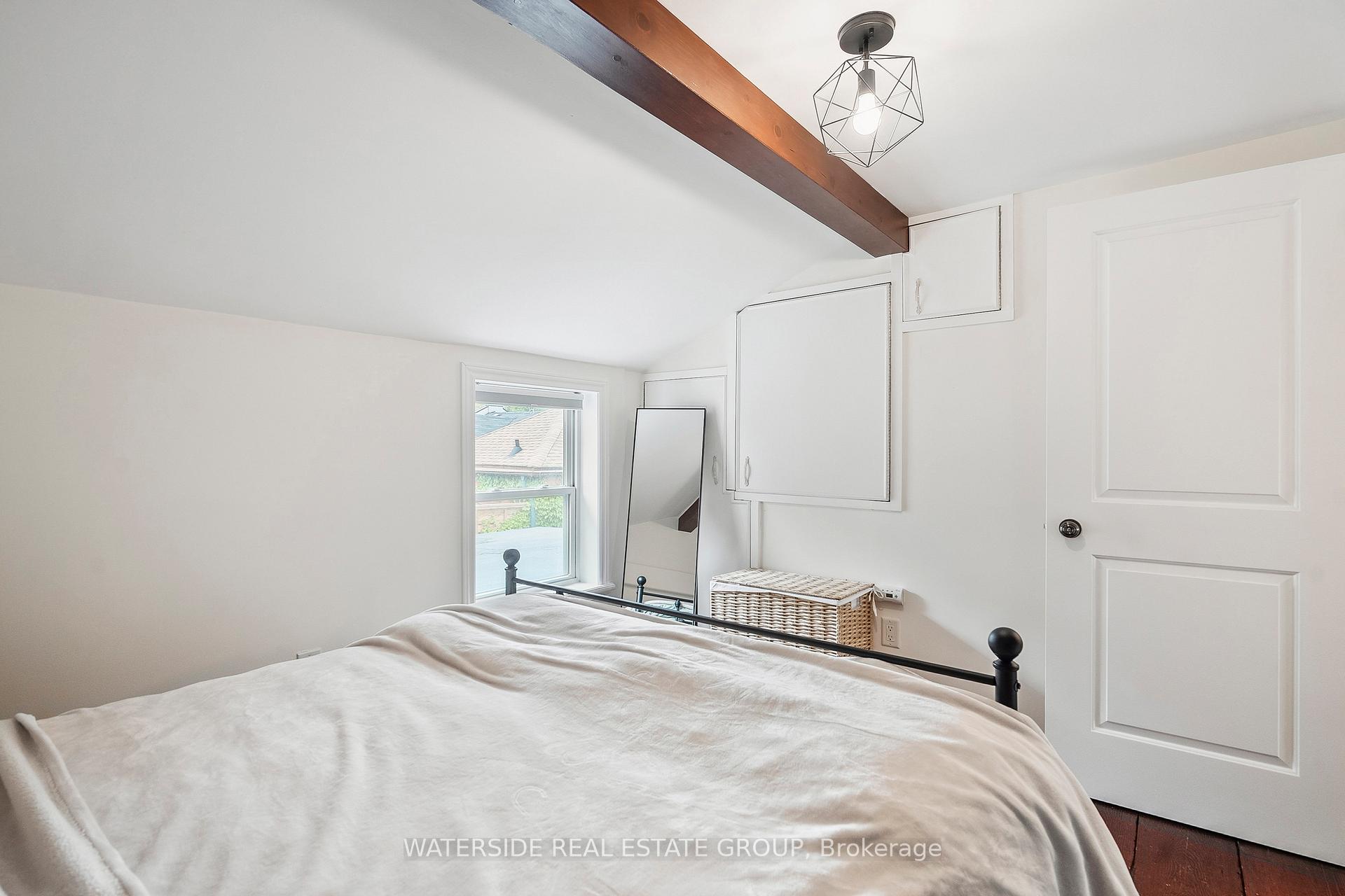 Photo 19 of 75 Ray Street N, Hamilton, Strathcona — HOMEH