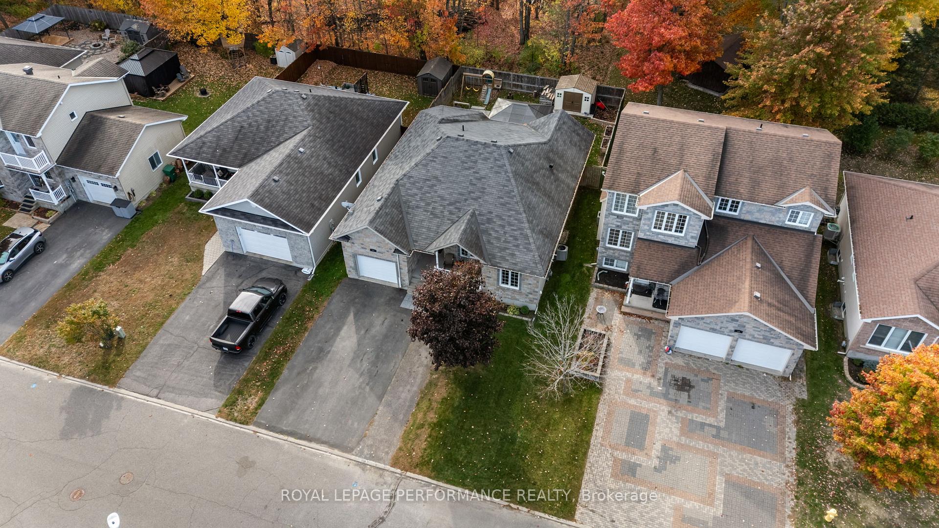 Photo 43 of 54 Giroux Street, The Nation, Limoges — HOMEH