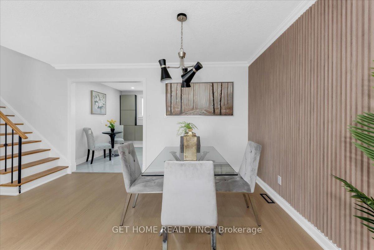 Photo 13 of 1880 Earlwood Drive, Cambridge — HOMEH