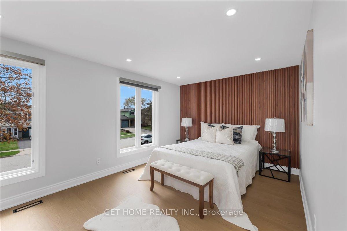 Photo 21 of 1880 Earlwood Drive, Cambridge — HOMEH