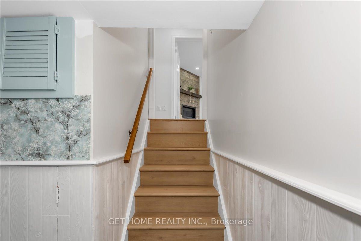 Photo 32 of 1880 Earlwood Drive, Cambridge — HOMEH