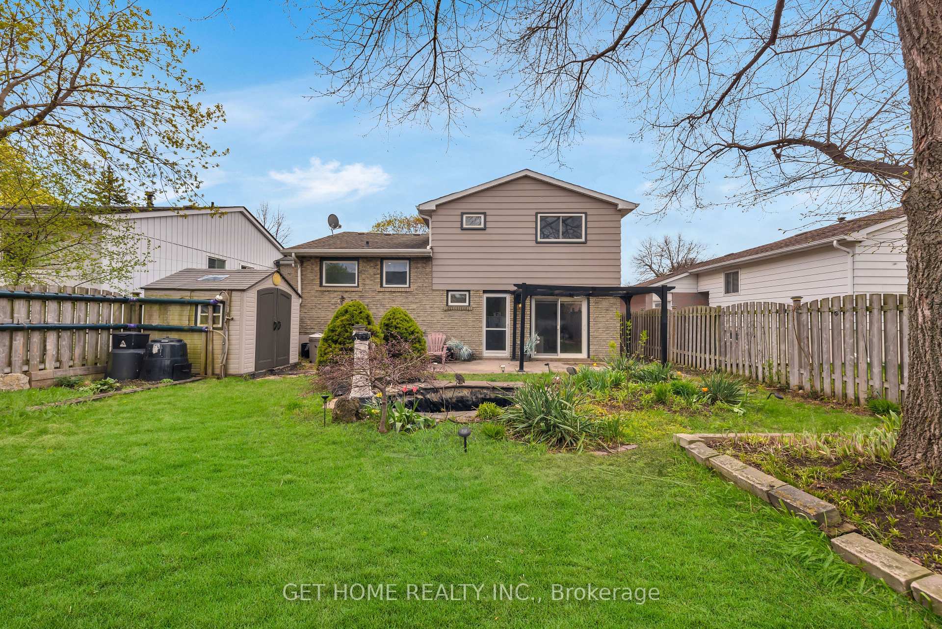 Photo 44 of 1880 Earlwood Drive, Cambridge — HOMEH