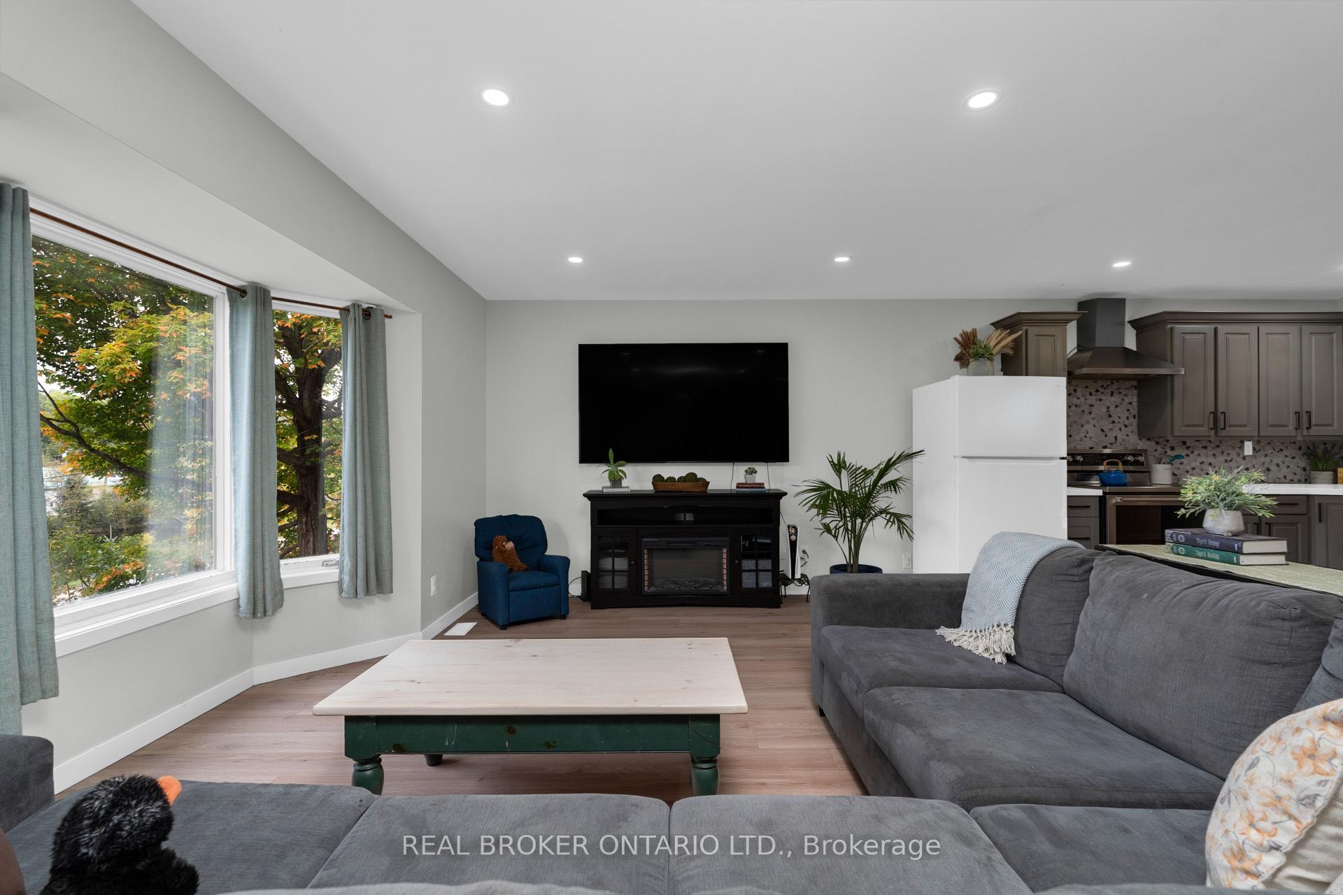 Photo 9 of 313 Syples Street, Armour — HOMEH